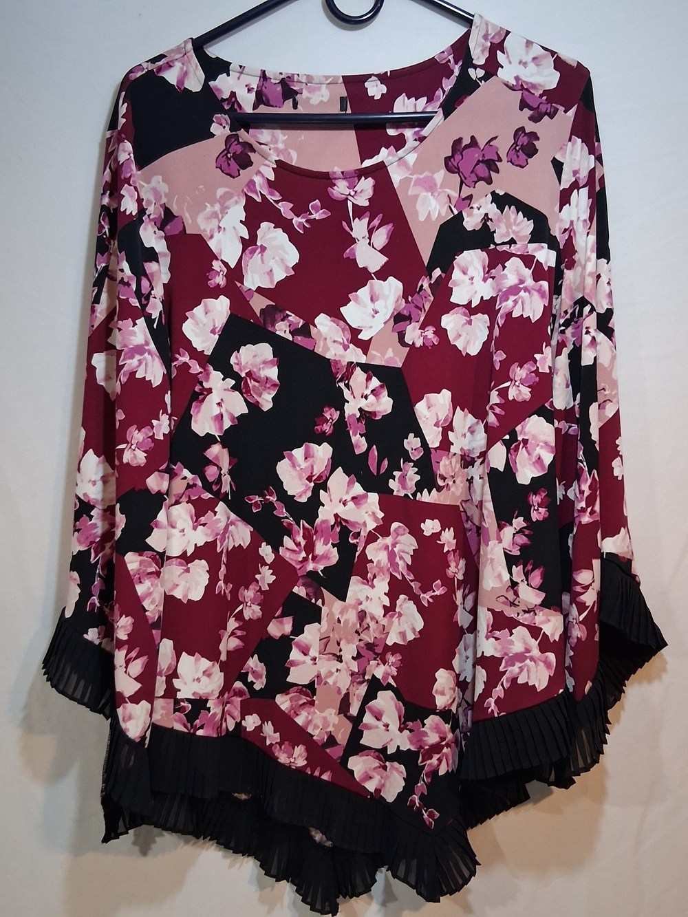 Floral Bell-Sleeve Tunic in Burgundy and Pink